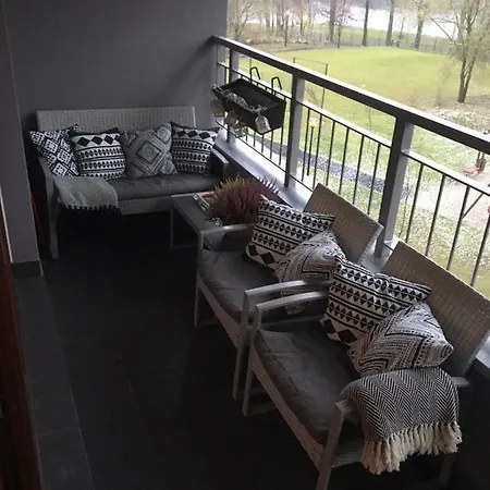 Large In A New With 24/7 Security + 2x Parking Space Apartment